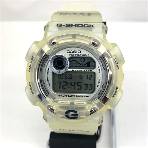 casio g-shock dw-8600k-2v 2