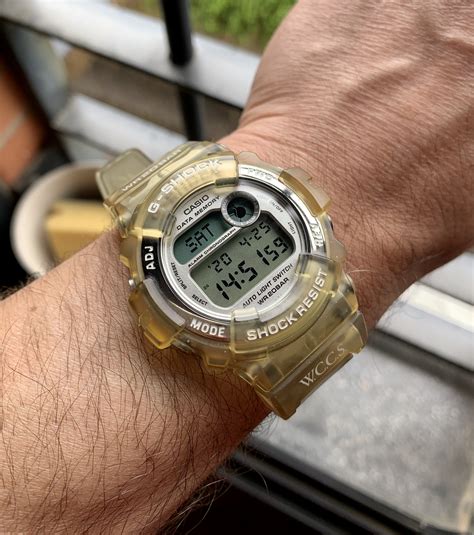 casio g-shock dw-9600wc-3at 4